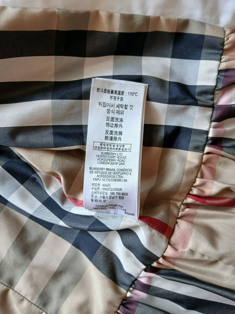 버버리 칠드런 화이트 트렌치 코트 이미지
