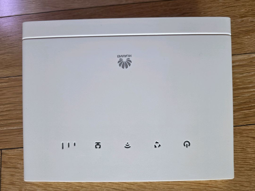 화웨이 와이파이 라우터 B315s-607 이미지