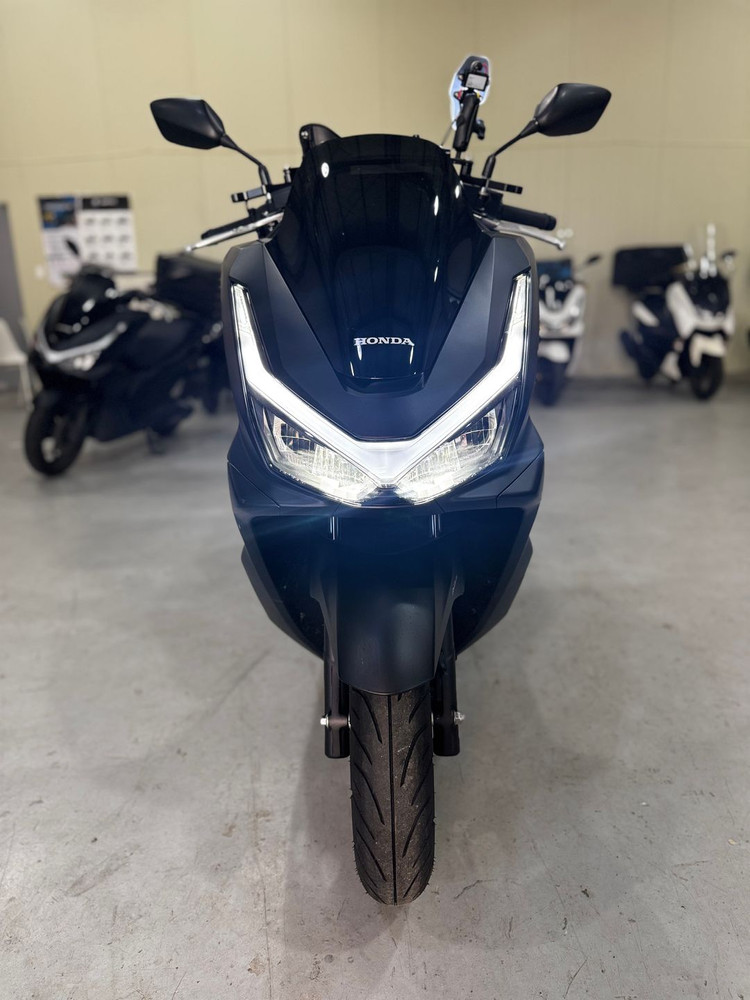 혼다 Pcx125 26년식 1천km 신차급 판매합니다. 이미지
