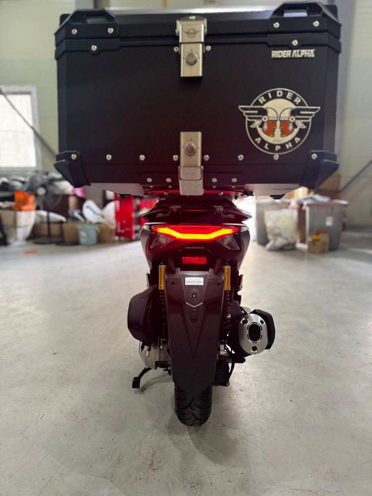 혼다 Pcx125 26년식 1천km 신차급 판매합니다. 이미지