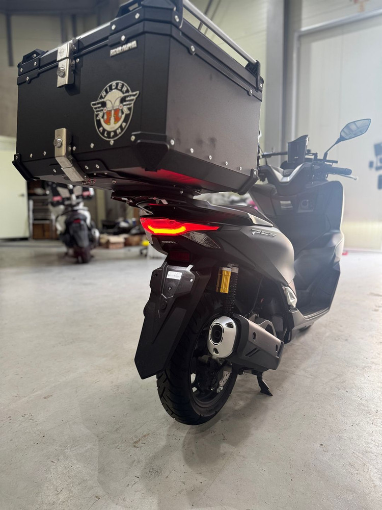 혼다 Pcx125 26년식 1천km 신차급 판매합니다. 이미지