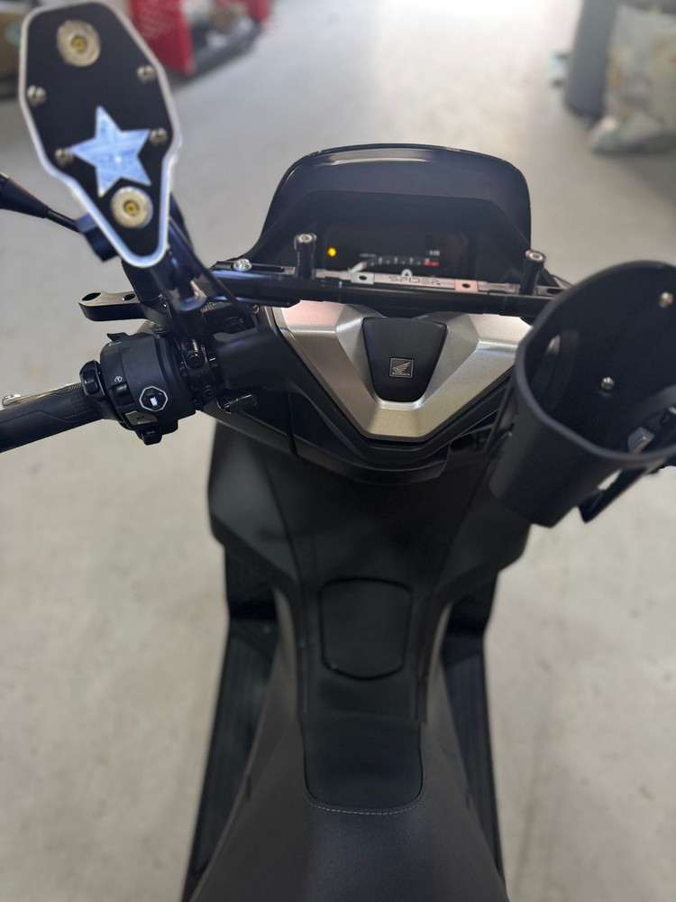 혼다 Pcx125 26년식 1천km 신차급 판매합니다. 이미지