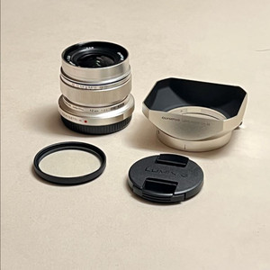 올림푸스 12mm 2.0 렌즈 마이크로포서드 마포 파나 루믹스 이미지