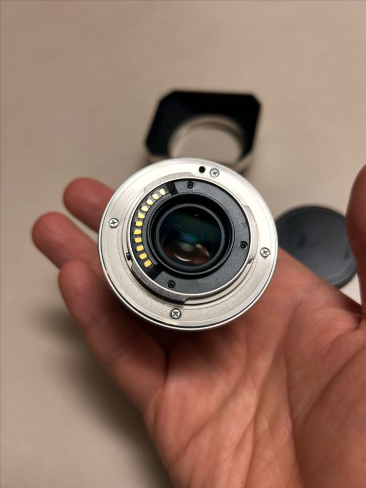 올림푸스 12mm 2.0 렌즈 마이크로포서드 마포 파나 루믹스 이미지