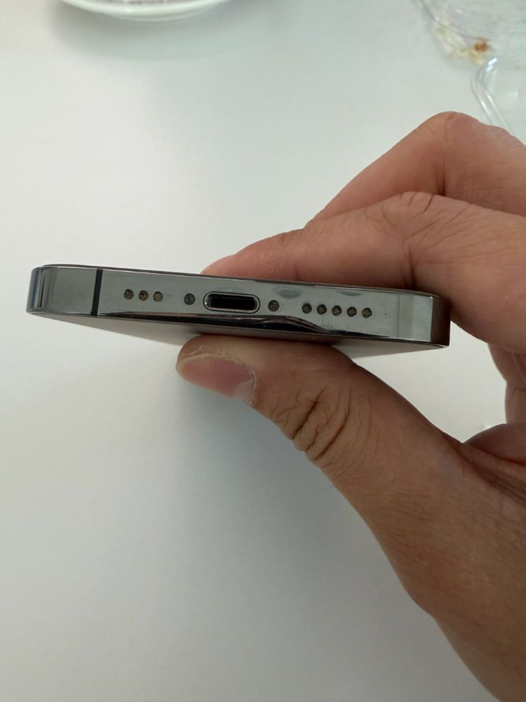 아이폰13pro 그라파이트 128g 이미지