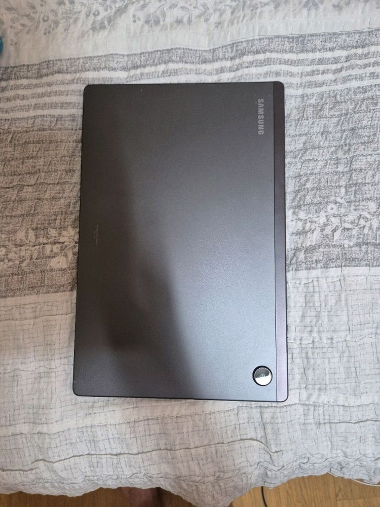 갤럭시탭 a8 LTE sm-x205 팝니다 이미지