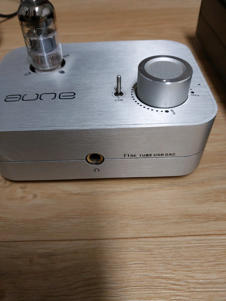 Aune T1SE USB DAC 튜너 앰프 와 오JC-2 V2 프리 앰프 이미지