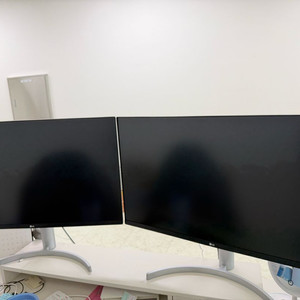 32un650k LG 32인치 4K 모니터 2대 이미지