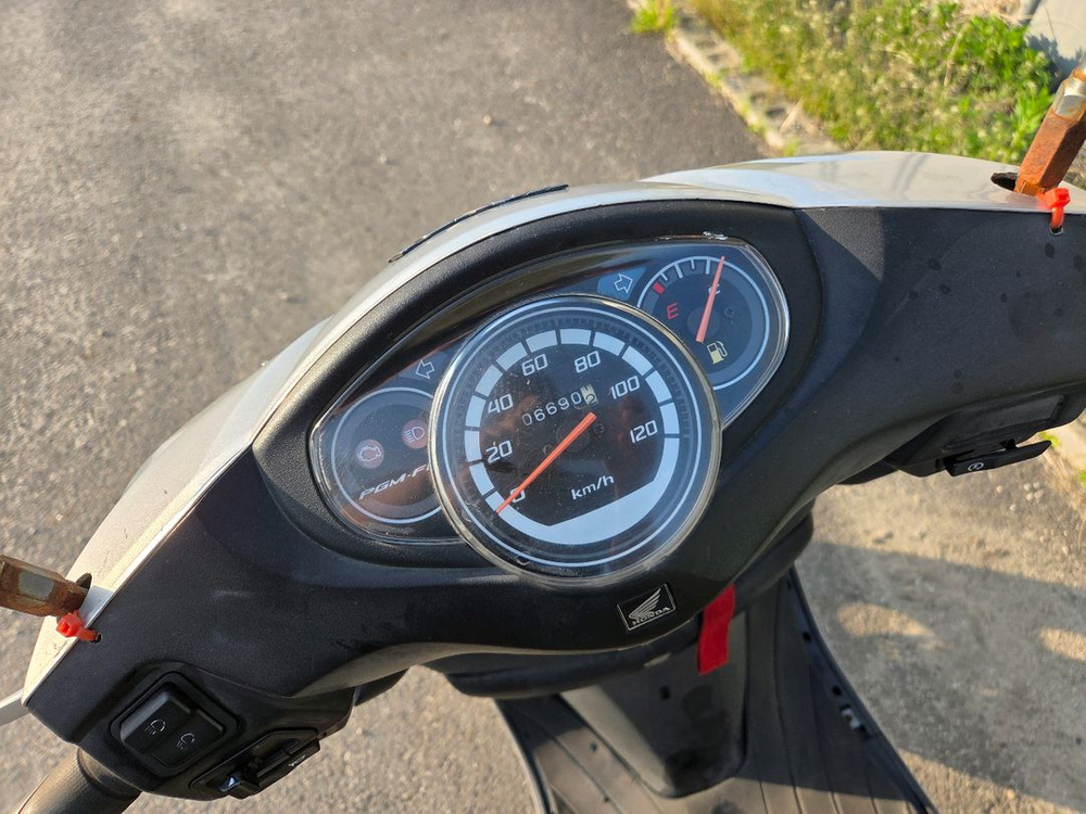 scr110 6690km 실키로수 중고스쿠터 벤리110 이미지