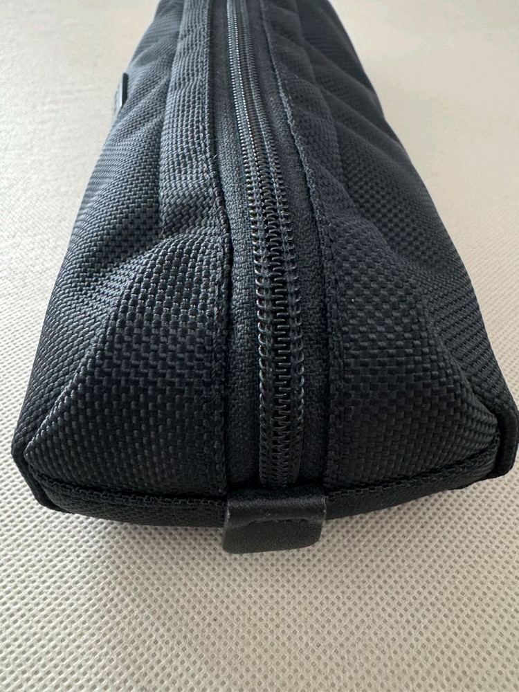 Tumi Alpha 투미 알파 Tumi 투미 알파 Alpha 케이블 파우치 악세서리 수납 지퍼 전기코드 파우치 이미지