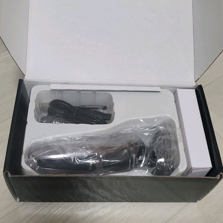 헤몬 6D 쉐이버 충전식 전기면도기 이미지