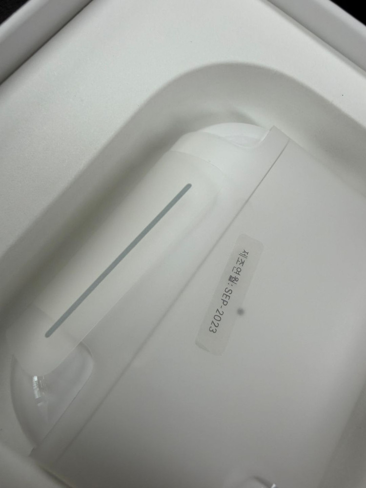 에어팟 프로2+리플 화이트 판매합니다. 이미지