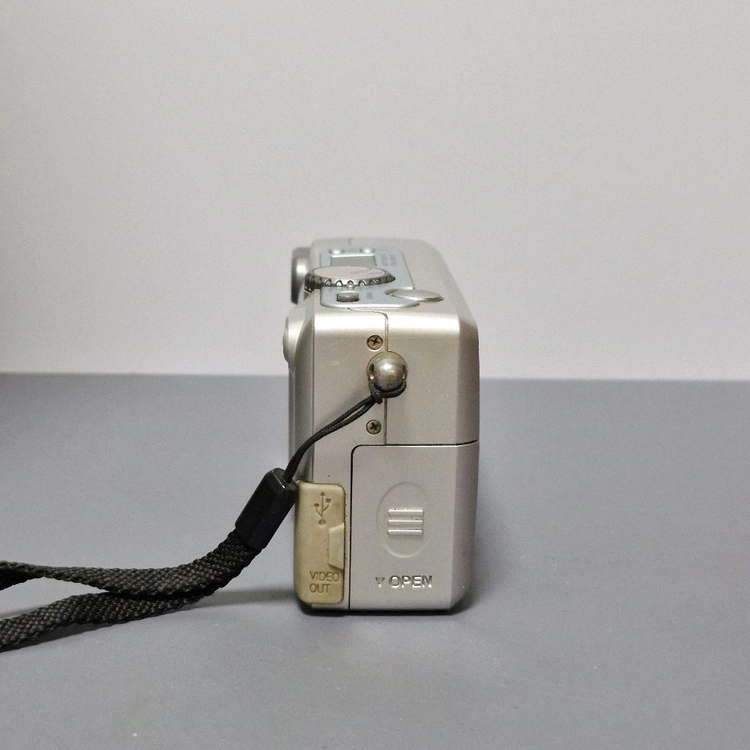 [고장품] 리코 Caplio RR230 디지털카메라 이미지