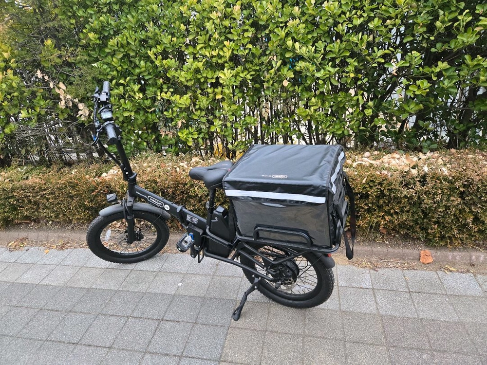 전기자전거 배달용 세트 이미지