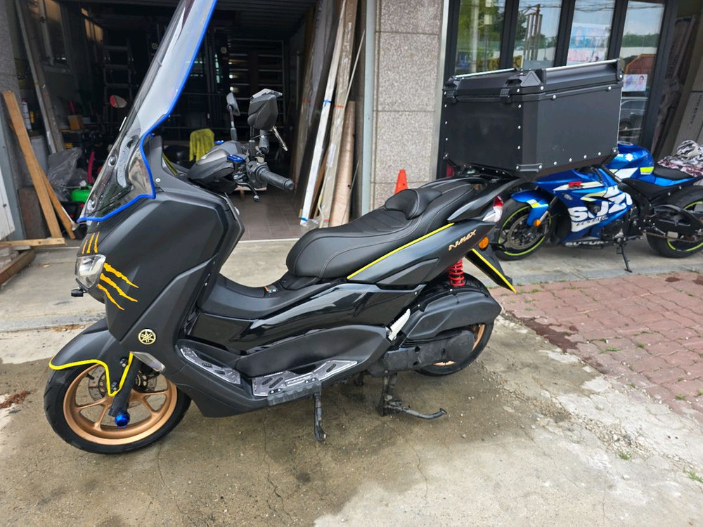 야마하 NMAX125 엔맥스 21년식 오토바이 스쿠터 이미지
