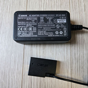 소니 acc-trw 충전기 , 소니 fz100 배터리, 캐논 lp-e12, ac-e6n dr-e18 어댑터 팝니다 이미지