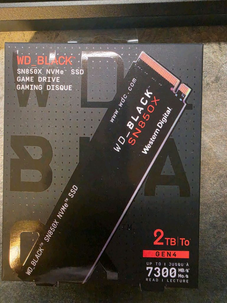 미개봉 WD SN 850X 2TB nvme SSD 방열판 버전 이미지