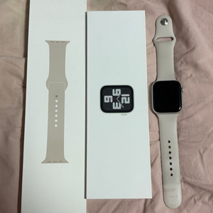 애플워치 SE2 44mm gps 실버 풀박 + 정품 스트랩 풀박 이미지