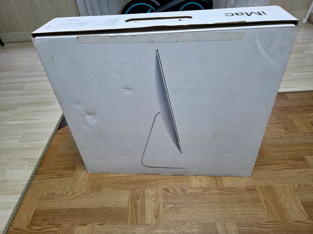 아이맥 iMac 2017 21.5인치 4K / i5 / 램8GB / 1TB 이미지