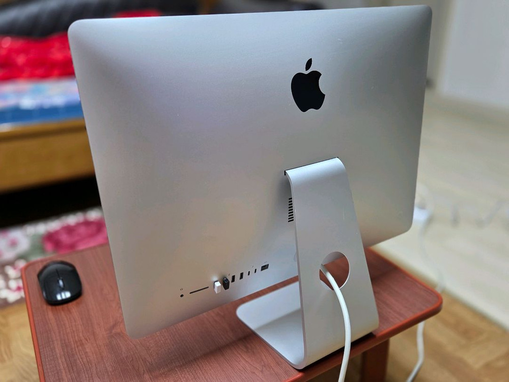 아이맥 iMac 2017 21.5인치 4K / i5 / 램8GB / 1TB 이미지