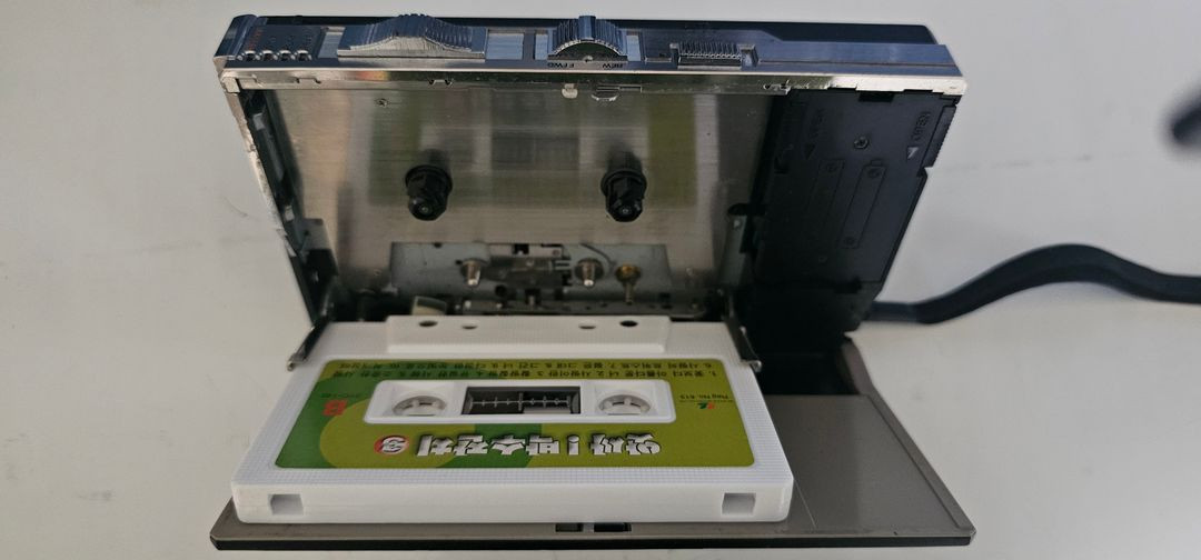 산요 2550 빈티지 워크맨 작동품 이미지