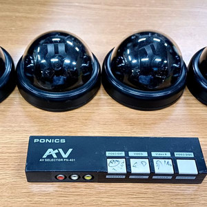 돔형 CCTV 카메라와 AV Selector PN-401 이미지