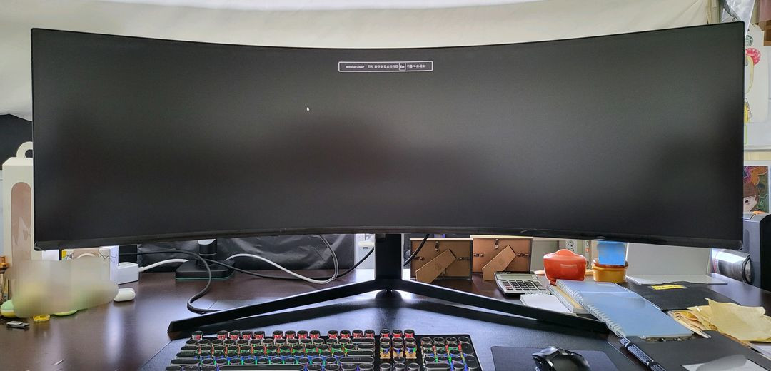 삼성 오디세이 G9 49인치 울트라와이드 5K 게이밍 모니터 주사율 240hz 이미지