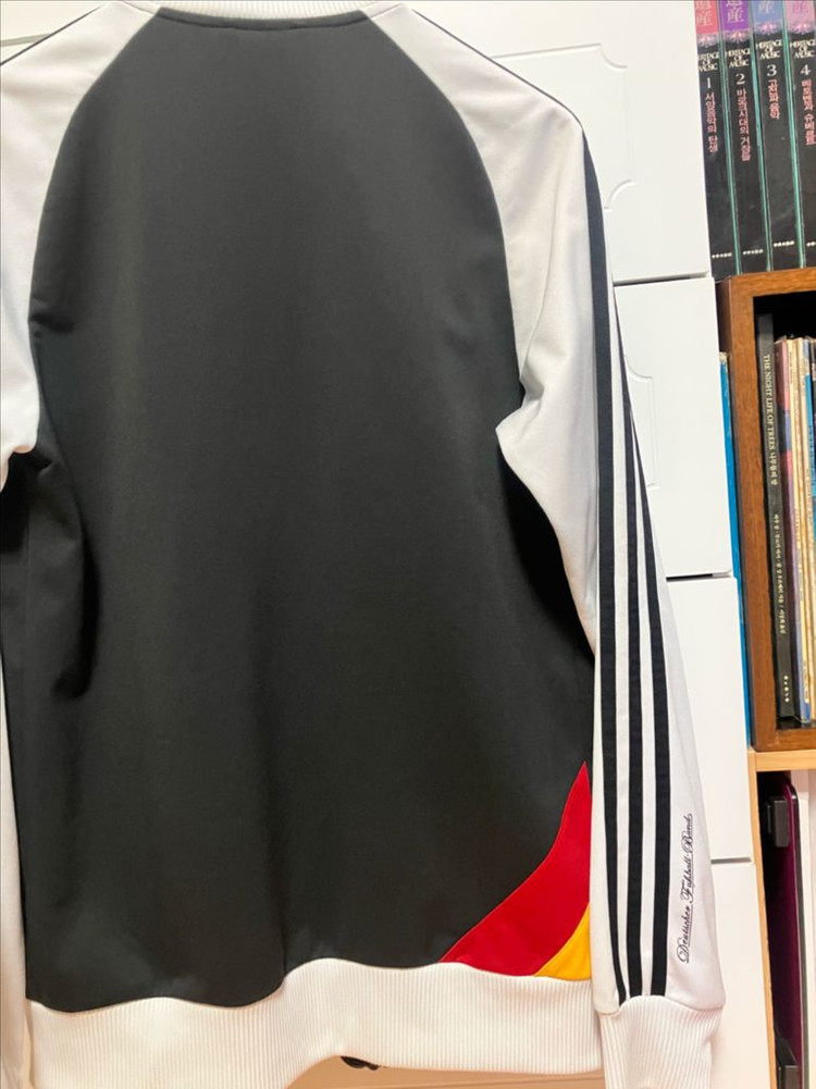 아디다스 독일 블랙,화이트 독일져지 판매합니다.~~~! 이미지