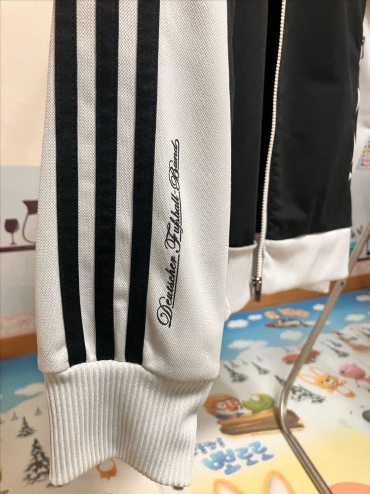 아디다스 독일 블랙,화이트 독일져지 판매합니다.~~~! 이미지
