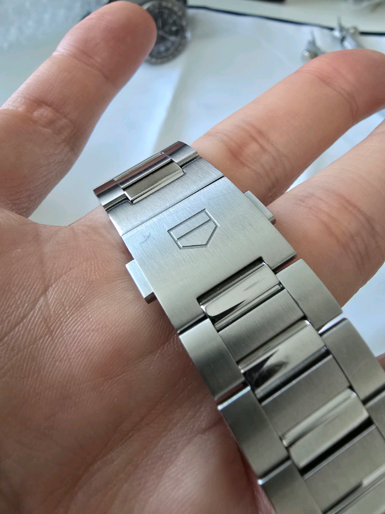 태그호이어 까레라 글라스박스 39mm 청판 이미지
