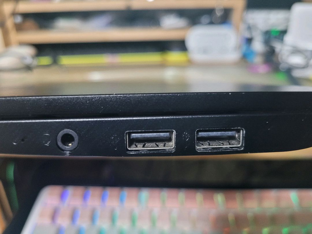 MSI 모던14 라이젠7-4700U/16G/250기가 14인치 노트북 팝니다. 이미지