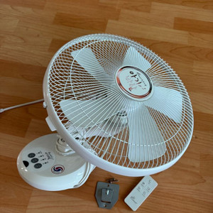 한일 14인치 아기바람 저소음 벽걸이 선풍기 (리모컨) 이미지