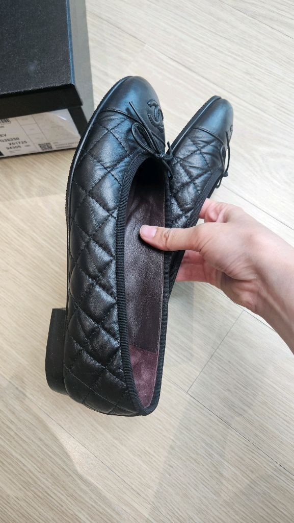 샤넬 퀼팅 발레리나 플랫 이미지