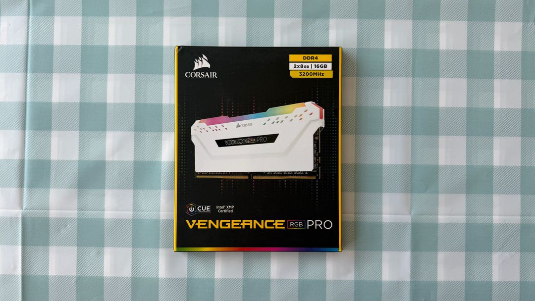 커세어 벤젠스 RGB PRO DDR4 16GB 3200MHz 화이트 이미지