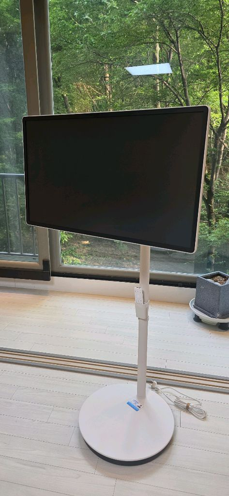 삼성 더 무빙스타일 TV 27인치 모니터 터치가능 미사용 새제품 이미지