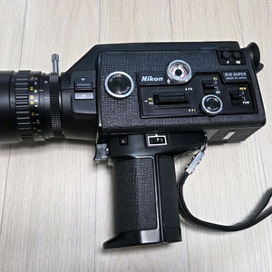 니콘 R10 슈퍼8 8mm 필름 카메라 이미지