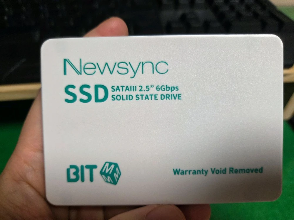 비트엠 NewSync SSD 256GB SATA3 판매합니다. 이미지