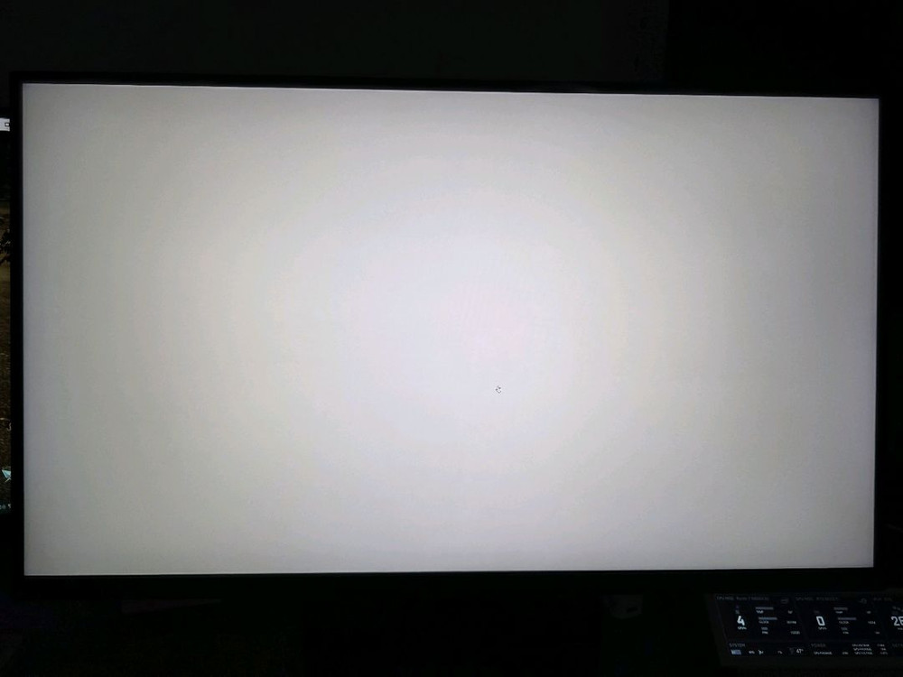 LG 27인치 4K 240hz 1K 480hz 모니터. 개봉테스트 이미지