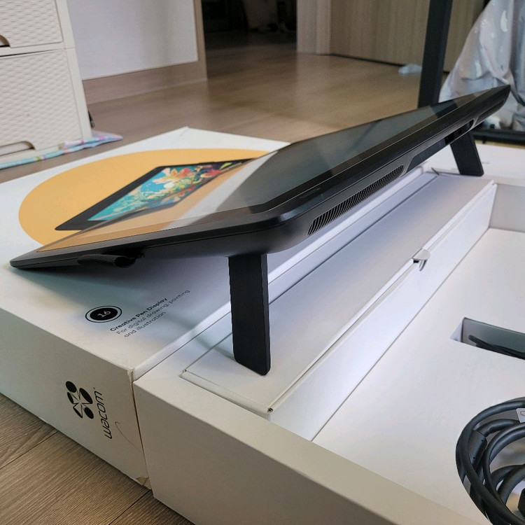 풀박스 와콤 신티크16 dtk-1660 액정타블렛 이미지