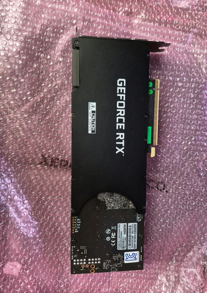 지포스 RTX 3090 그래픽카드 거의 새것 판매합니다 이미지
