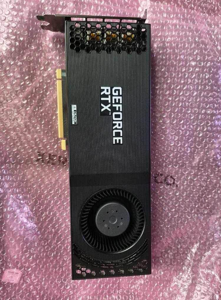 지포스 RTX 3090 그래픽카드 거의 새것 판매합니다 이미지