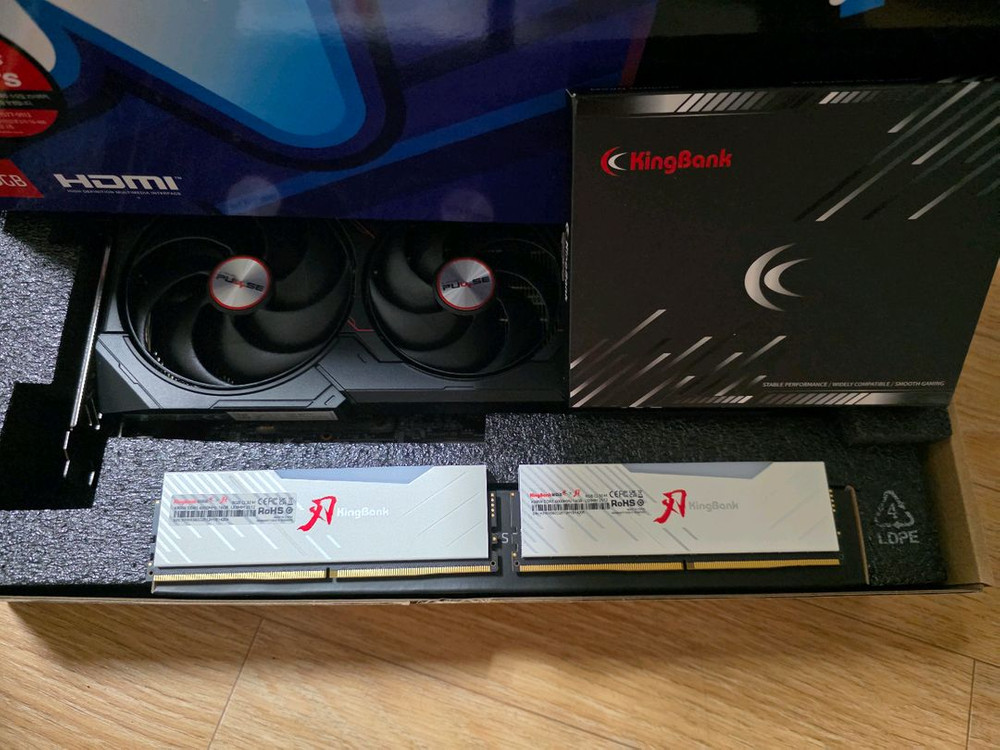 킹뱅크 ddr5 cl30 6000 16gb x2 32gb 이미지