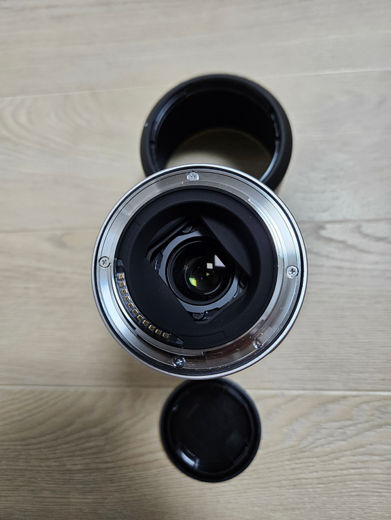 70-300mm F4.5-6.3 Di III RXD A047 니콘z 망원 줌렌즈 이미지