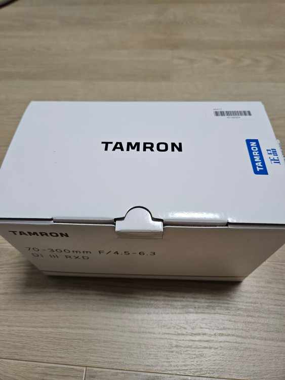 70-300mm F4.5-6.3 Di III RXD A047 니콘z 망원 줌렌즈 이미지