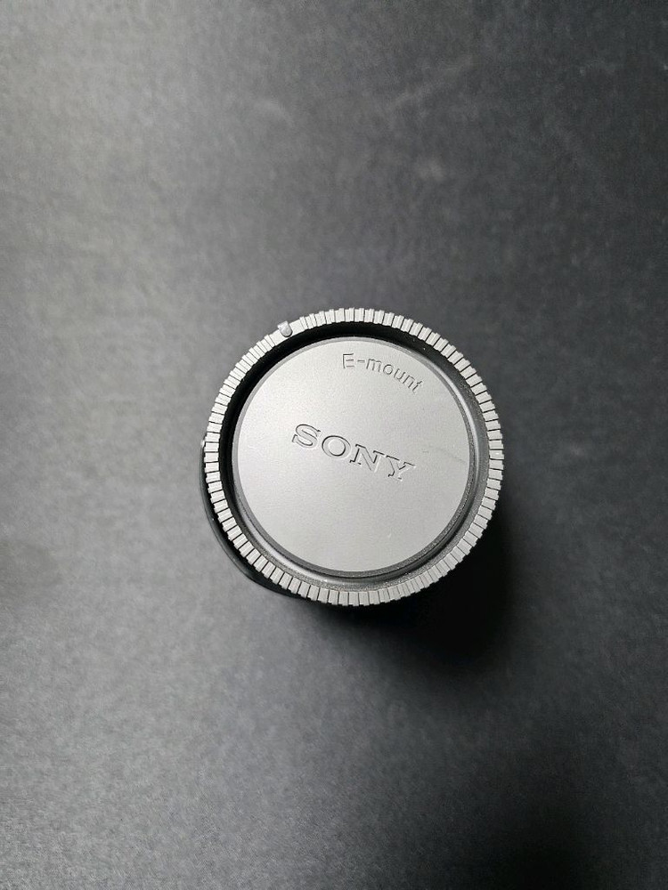 소니 FE 55mm F1.8 ZA 이미지