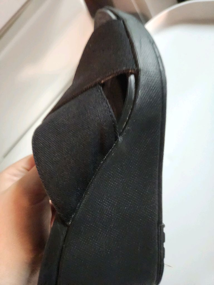 크록스 엑스 웨지힐 슬리퍼 이미지