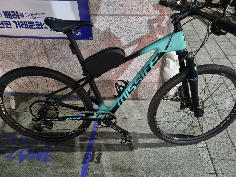 미사일mtb 풀카본 새상품 자전거 이미지