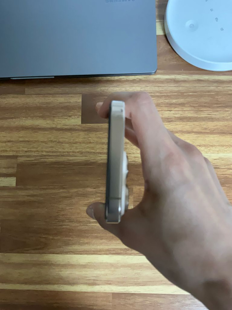 아이폰 16프로 256Gb 이미지