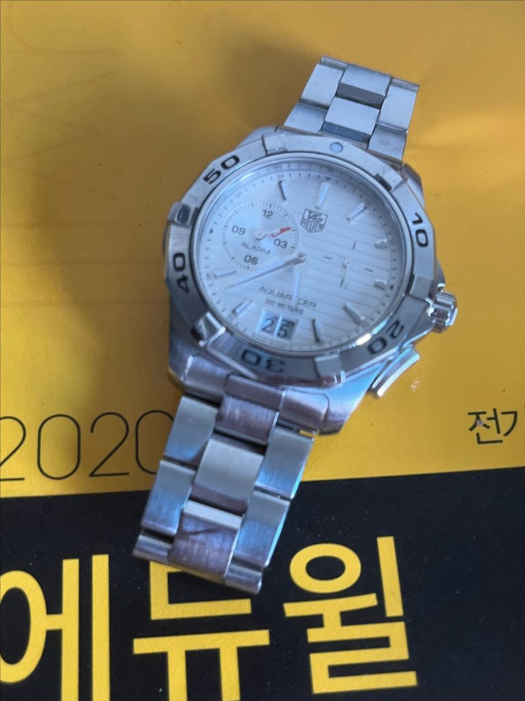 태그호이어 아쿠아레이서 WAP111Y 이미지