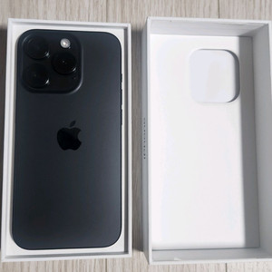[A급] 아이폰 15 Pro 블랙 티타늄 256GB 자급제 이미지
